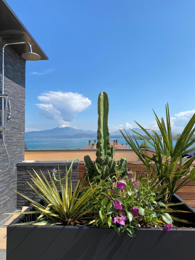 פסקיארה דל גארדה Plaza Lago Di Garda מראה חיצוני תמונה